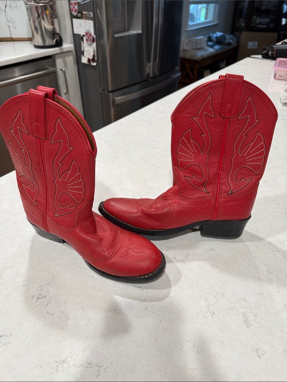 Title: Vintage Acme Youth Red Leather Western Cowboy Boots (AC155C) size 2.5